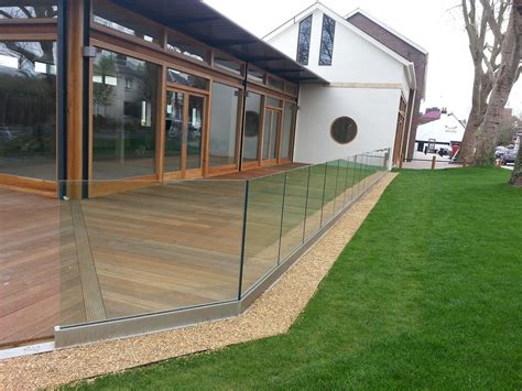 frameless balustrade channel.